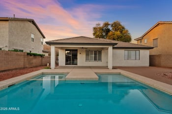 271 Roadrunner Dr, Chandler, AZ 85286