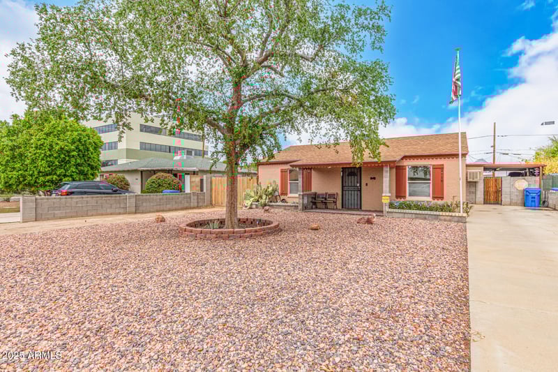 2710 Amelia Ave, Phoenix, AZ 85016