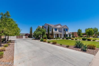 2710 Cattle Dr, Gilbert, AZ 85297