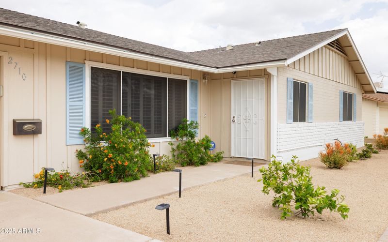 2710 E Cinnabar Ave, Phoenix, AZ 85028