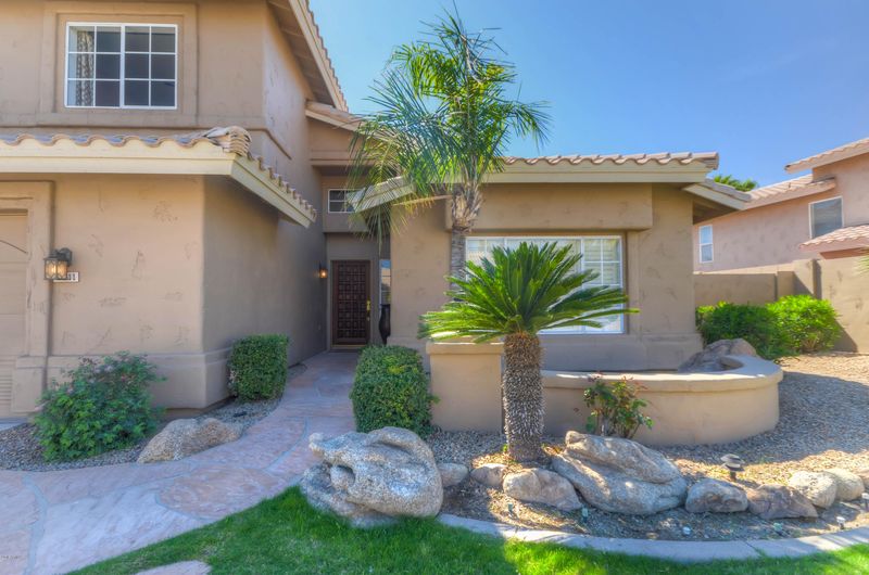 2711 E Bighorn Ave, Phoenix, AZ 85048