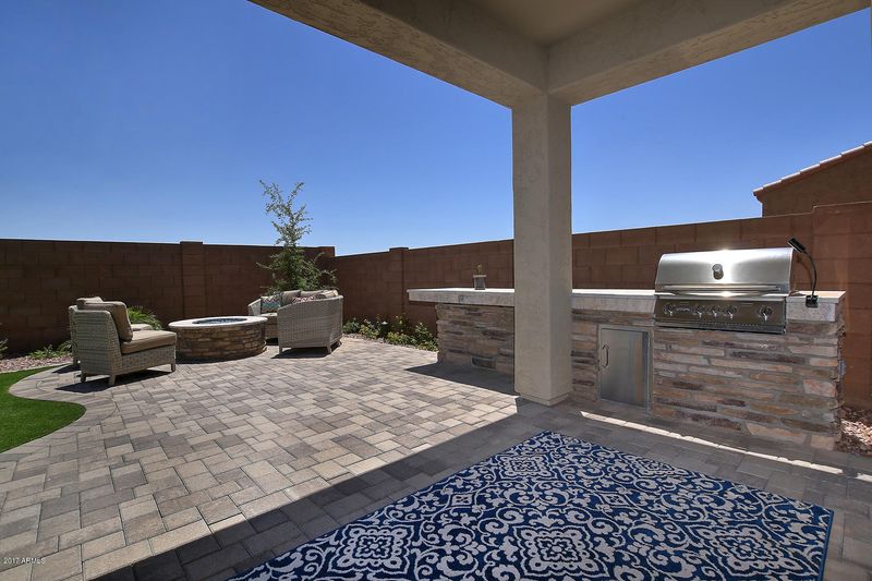 2711 E Runaway Bay Pl, Gilbert, AZ 85298