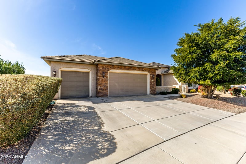 27119 Burnett Rd, Buckeye, AZ 85396
