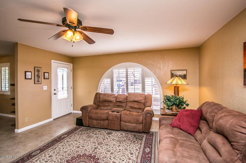 2712 E Boston Cir, Mesa, AZ 85213