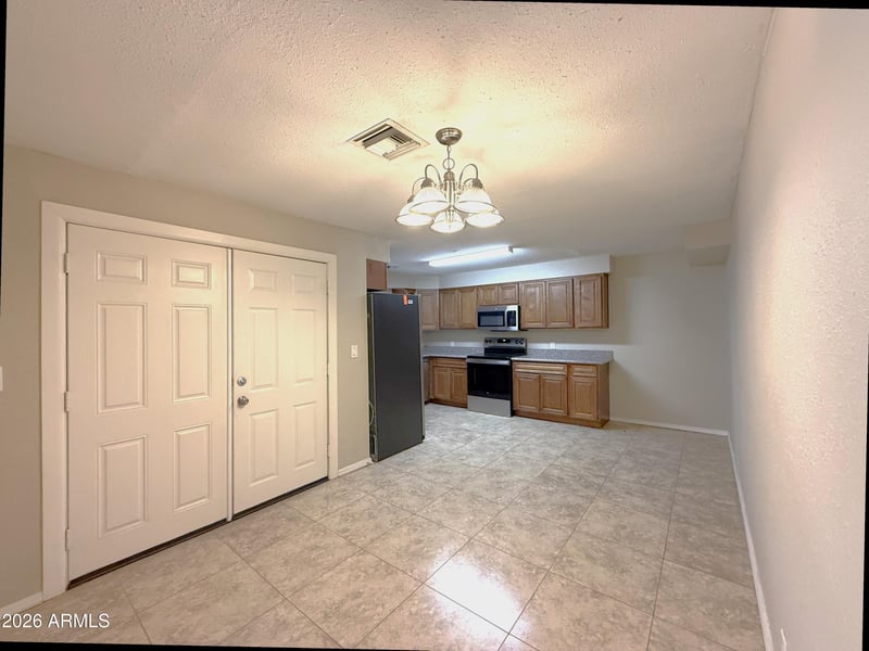 2713 Juniper Ave, Phoenix, AZ 85032