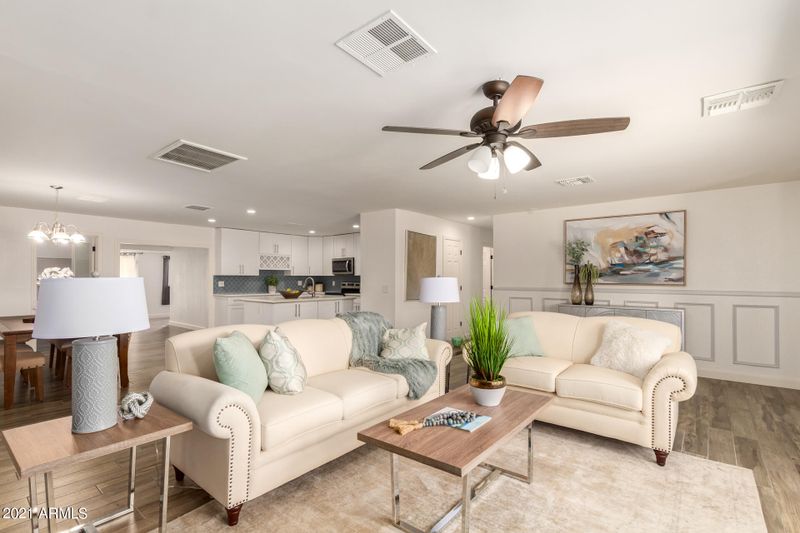 2713 E Villa Rita Dr, Phoenix, AZ 85032