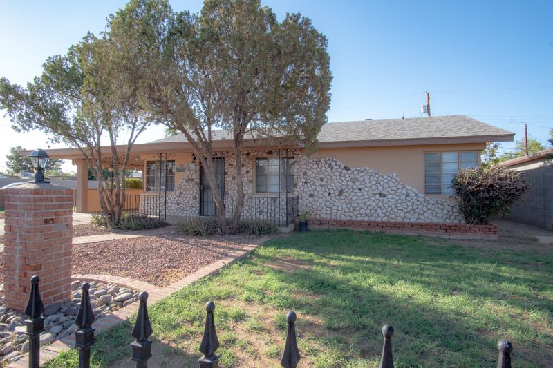 2714 W Devonshire Ave, Phoenix, AZ 85017