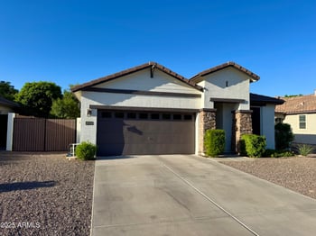 2715 Canyon Creek Dr, Gilbert, AZ 85295