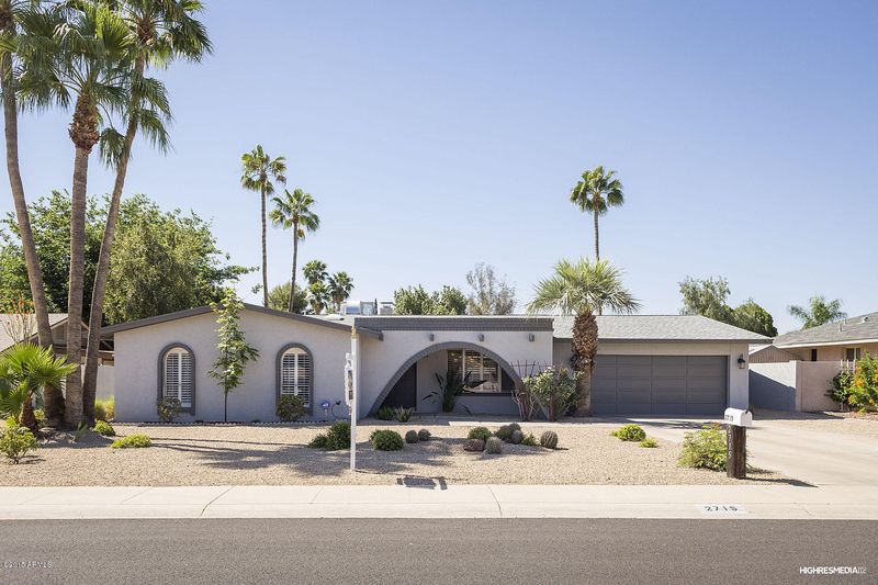 2715 E Cannon Dr, Phoenix, AZ 85028