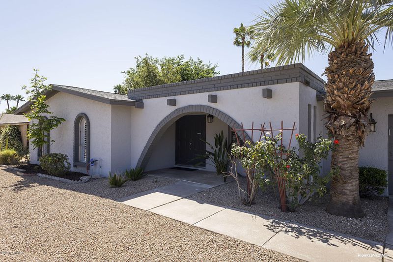 2715 E Cannon Dr, Phoenix, AZ 85028