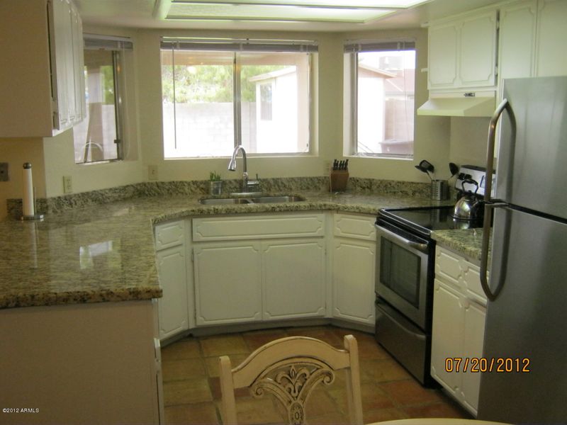 2715 E Irwin Ave, Mesa, AZ 85204