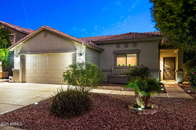 2715 Fawn Dr, Phoenix, AZ 85042
