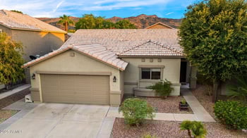 2715 Fawn Dr, Phoenix, AZ 85042