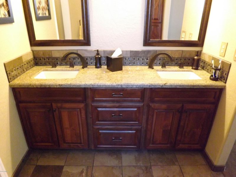 2715 N 25th St, Mesa, AZ 85213