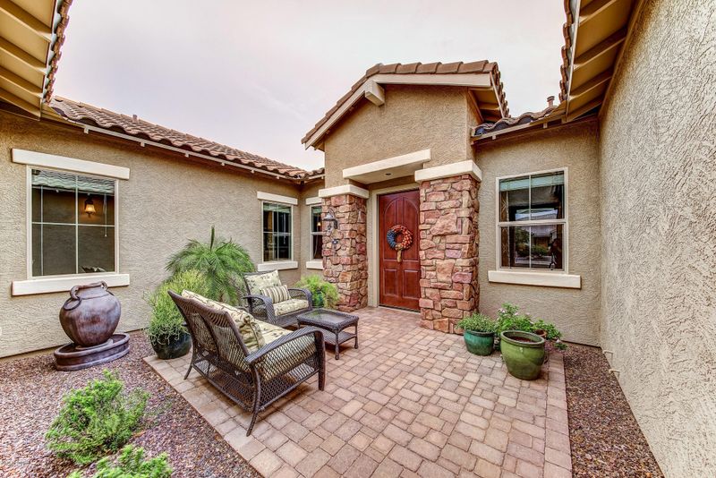 2716 E Palmer St, Gilbert, AZ 85298