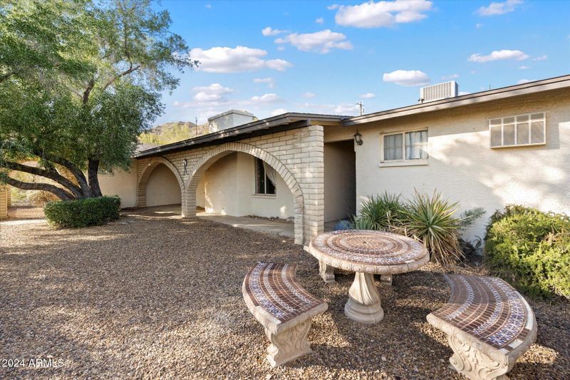 2716 E Voltaire Ave, Phoenix, AZ 85032