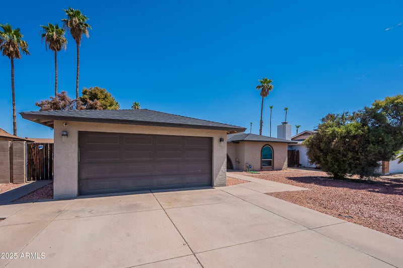 2716 Madero Ave, Mesa, AZ 85202