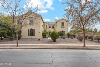 2717 E Flower Ct, Gilbert, AZ 85298
