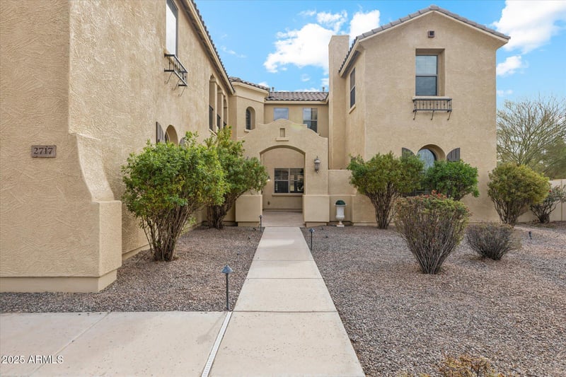 2717 E Flower Ct, Gilbert, AZ 85298