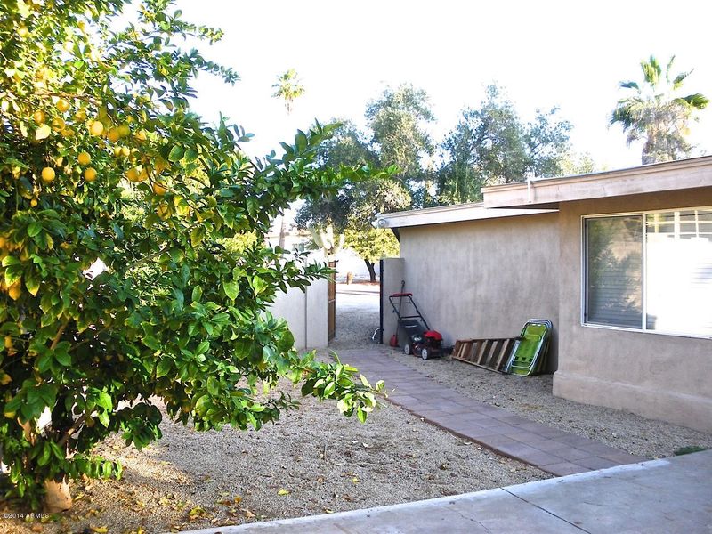 2717 E Victor Hugo Ave, Phoenix, AZ 85032