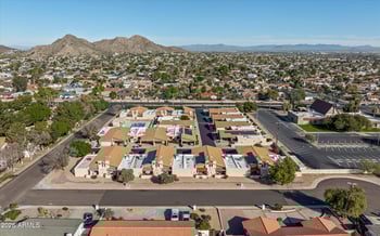 2717 Shaw Butte Dr, Phoenix, AZ 85028