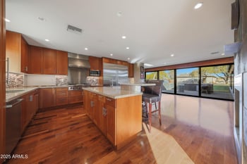 2718 Campo Bello Dr, Phoenix, AZ 85032