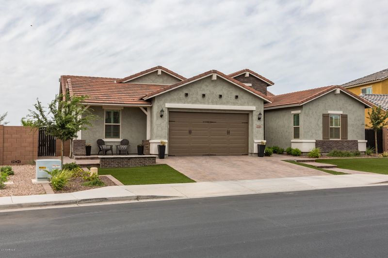 2718 E Preston St, Mesa, AZ 85213