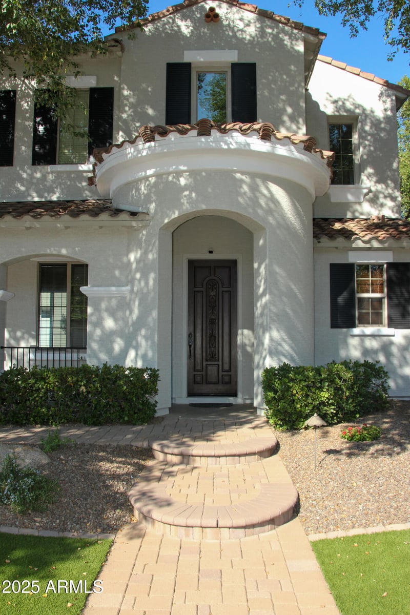 2718 Hampton Ln, Gilbert, AZ 85295