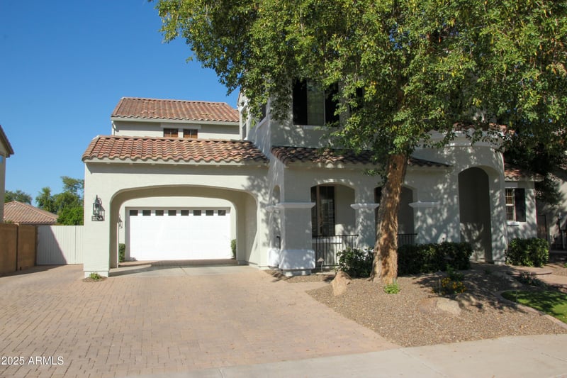 2718 Hampton Ln, Gilbert, AZ 85295