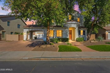 2718 Hampton Ln, Gilbert, AZ 85295