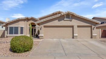 2718 South Fork Dr, Phoenix, AZ 85048