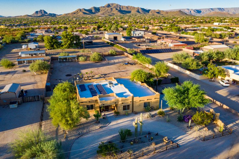 2718 W Valley View Trl, Phoenix, AZ 85086
