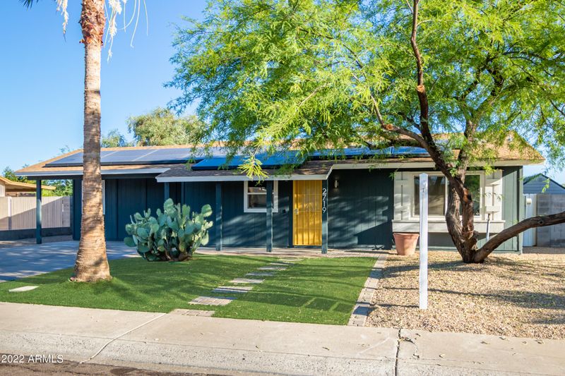 2719 E Bluefield Ave, Phoenix, AZ 85032
