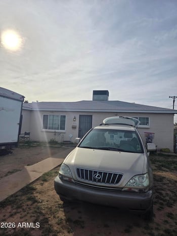 2719 Echo Ln, Phoenix, AZ 85051