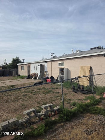 2719 Echo Ln, Phoenix, AZ 85051