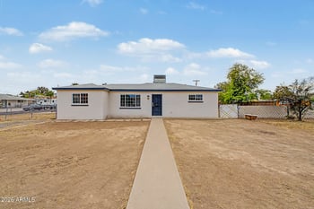 2719 Echo Ln, Phoenix, AZ 85051