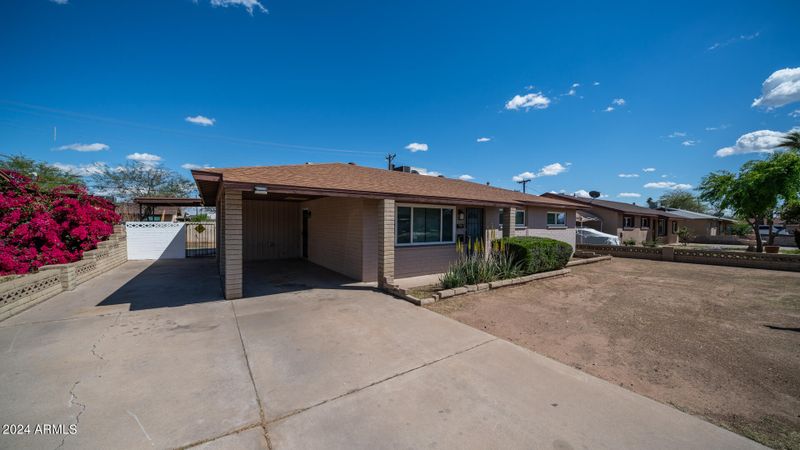 2719 N 40th Ave, Phoenix, AZ 85009