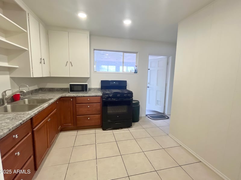 2720 Marshall Ave, Phoenix, AZ 85017
