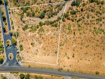 2720 Quail Canyon Rd #5, Cottonwood, AZ 86326