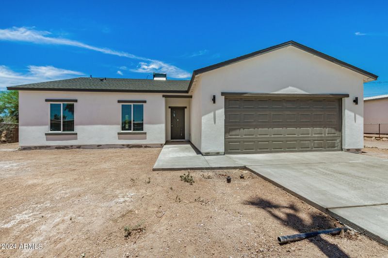 2720 W Cholla St, Apache Junction, AZ 85120