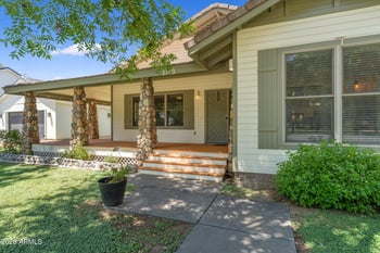2720 W Harvest Groves Ln, Phoenix, AZ 85041