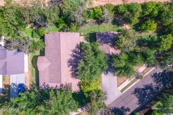 2720 Harvest Groves Ln, Phoenix, AZ 85041