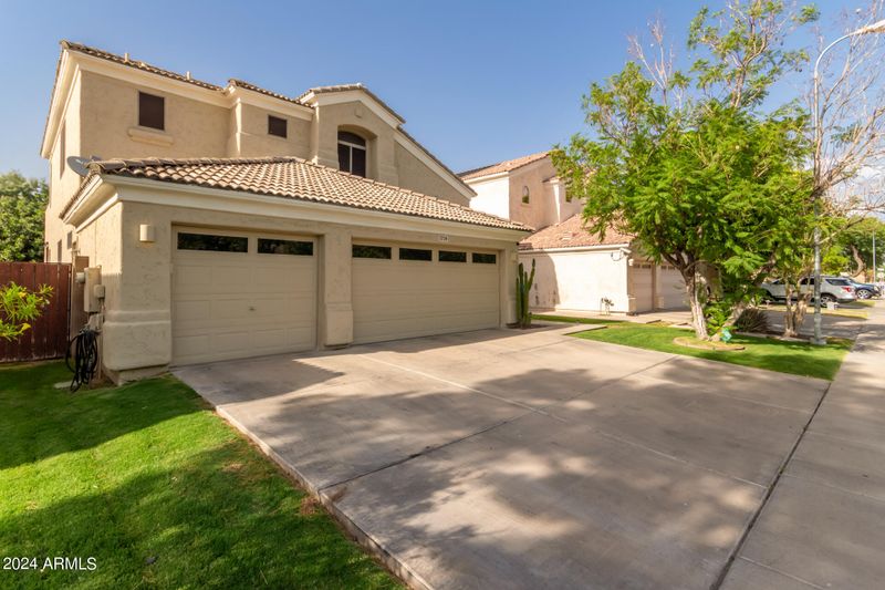 2720 W Lamar Rd, Phoenix, AZ 85017