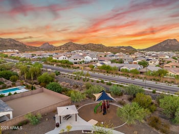 27201 71st Ln, Peoria, AZ 85383
