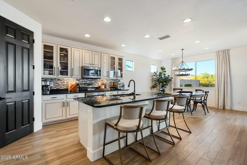 27203 78th Ln, Peoria, AZ 85383