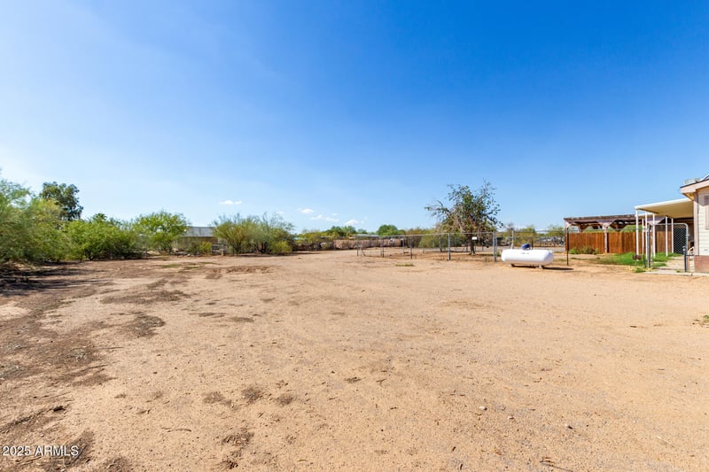 27208 204th Pl, Wittmann, AZ 85361