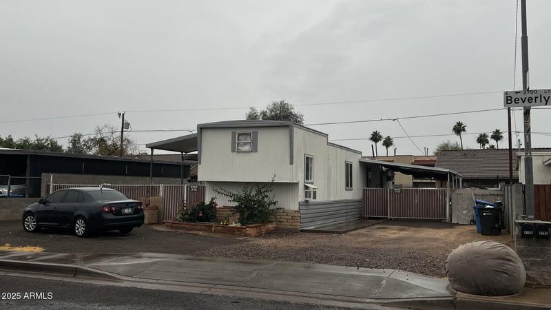 2721 Beverly Ln, Phoenix, AZ 85032