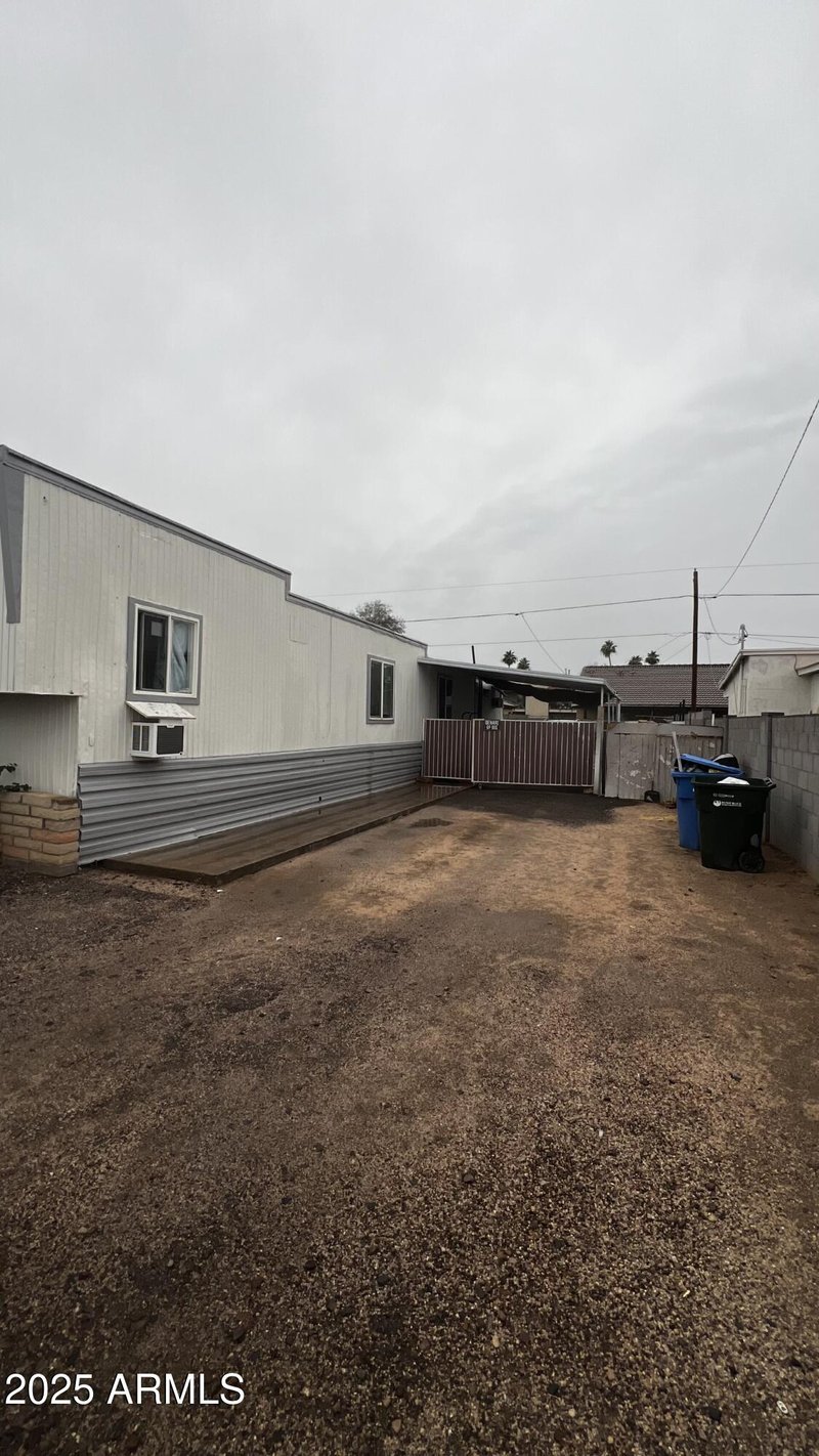 2721 Beverly Ln, Phoenix, AZ 85032