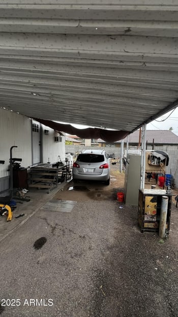 2721 Beverly Ln, Phoenix, AZ 85032