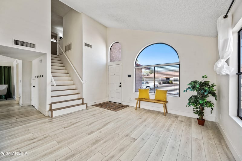 2721 Dry Creek Rd, Phoenix, AZ 85048